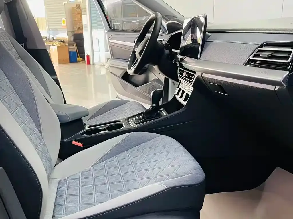 Volkswagen Lavida 2024 из CN, фото 9