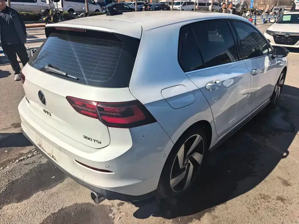 Volkswagen Golf GTI 2023 из CN, фото 6