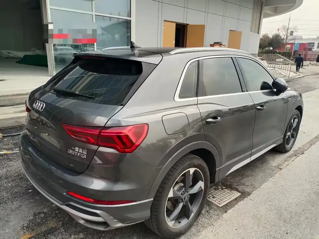 Audi Q3 2021 из CN, фото 5
