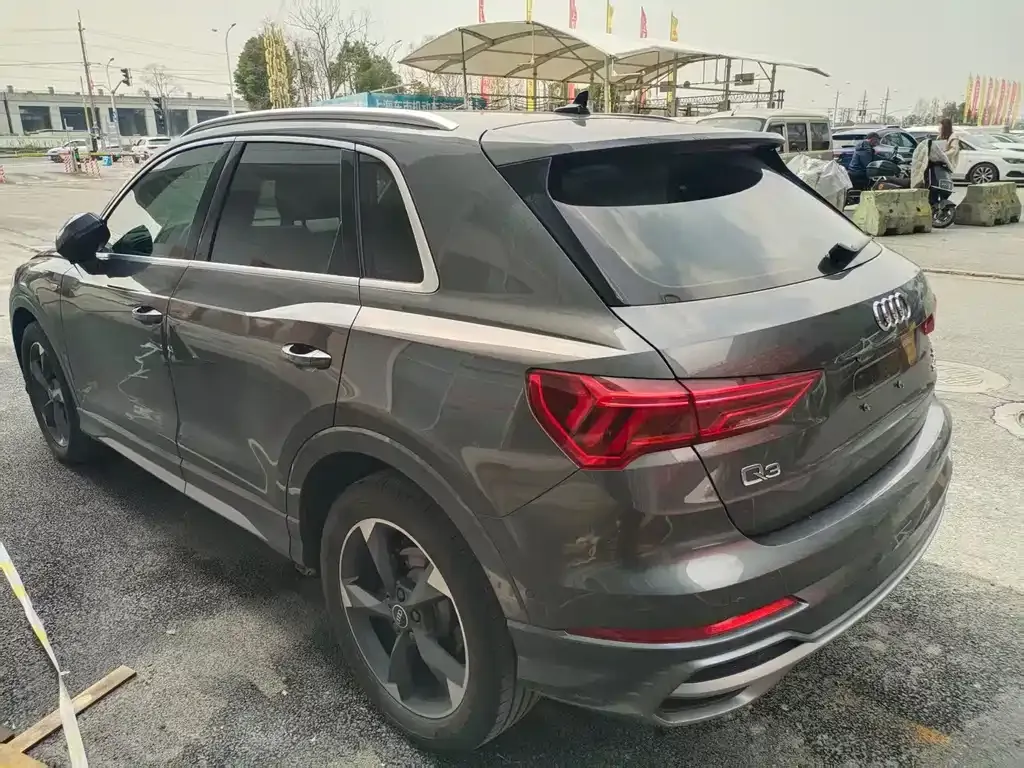 Audi Q3 2021 из CN, фото 6