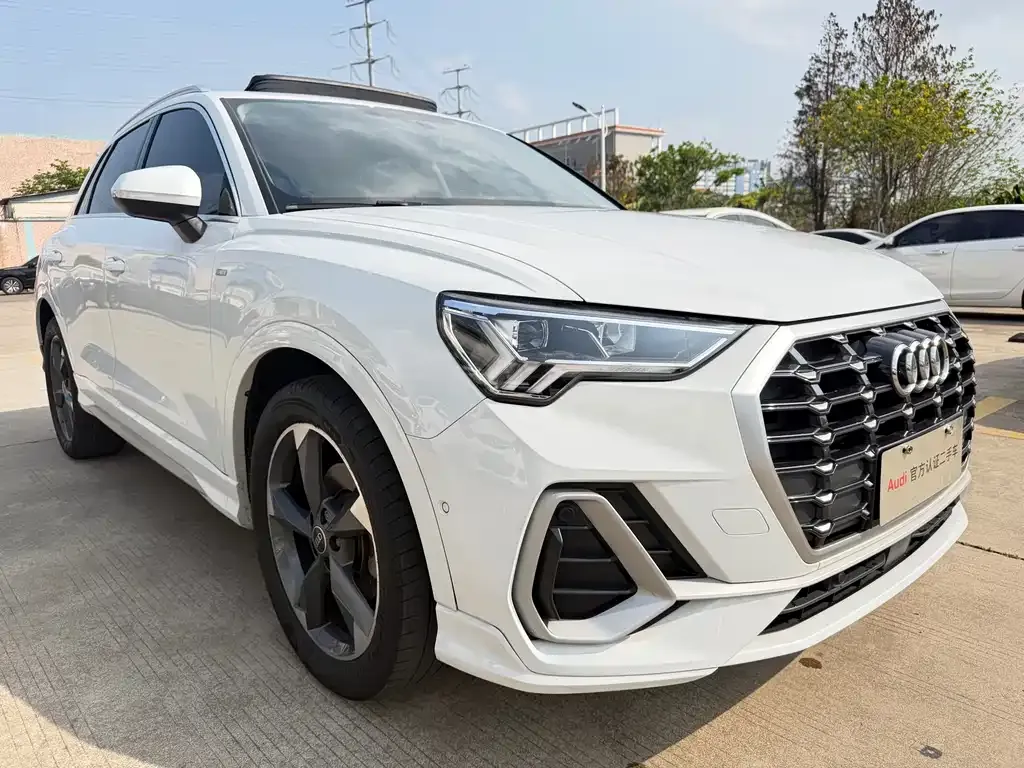 Audi Q3 2023 из CN, фото 6