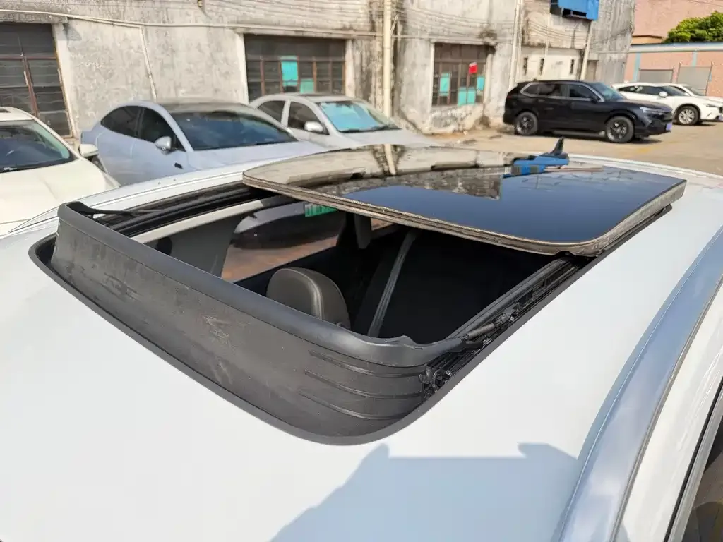 Audi Q3 2023 из CN, фото 2