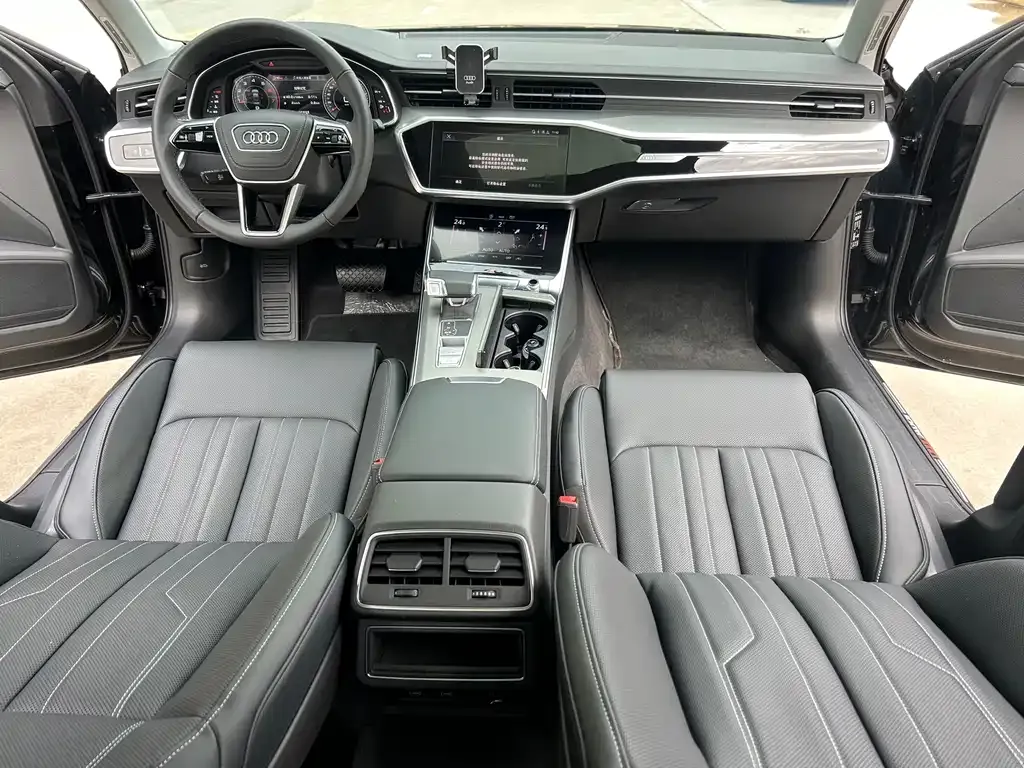 Audi A6L 2024 из CN, фото 4
