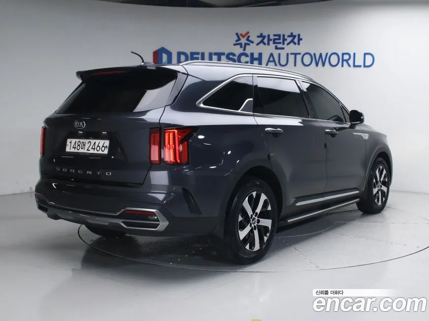 Kia Sorento — фото 10