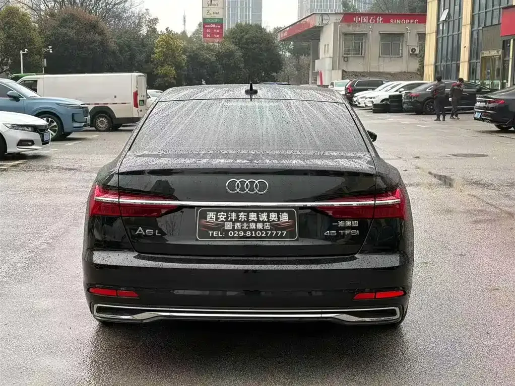 Audi A6L 2022 из CN, фото 2
