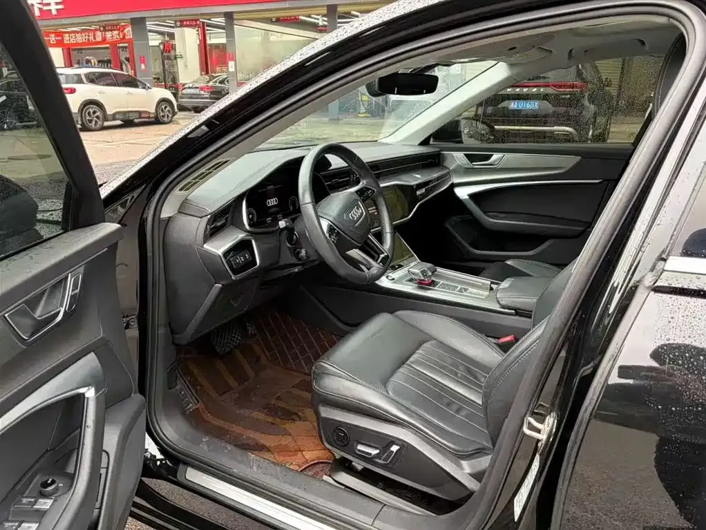 Audi A6L 2022 из CN, фото 5