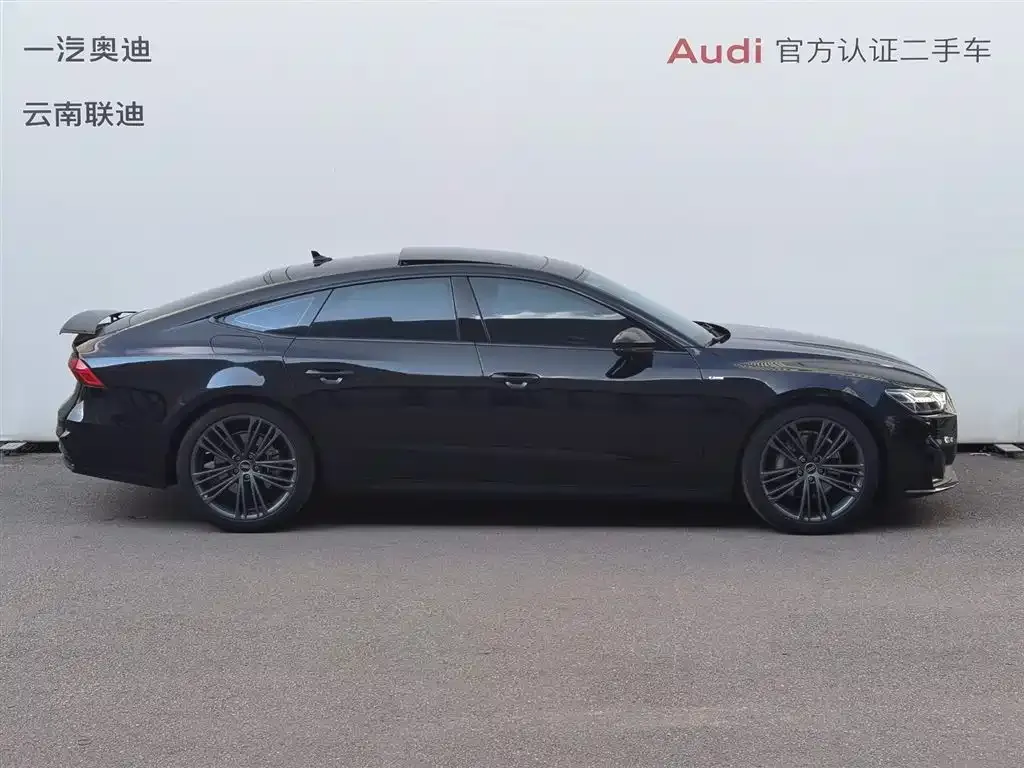 Audi A7 2023 из CN, фото 10