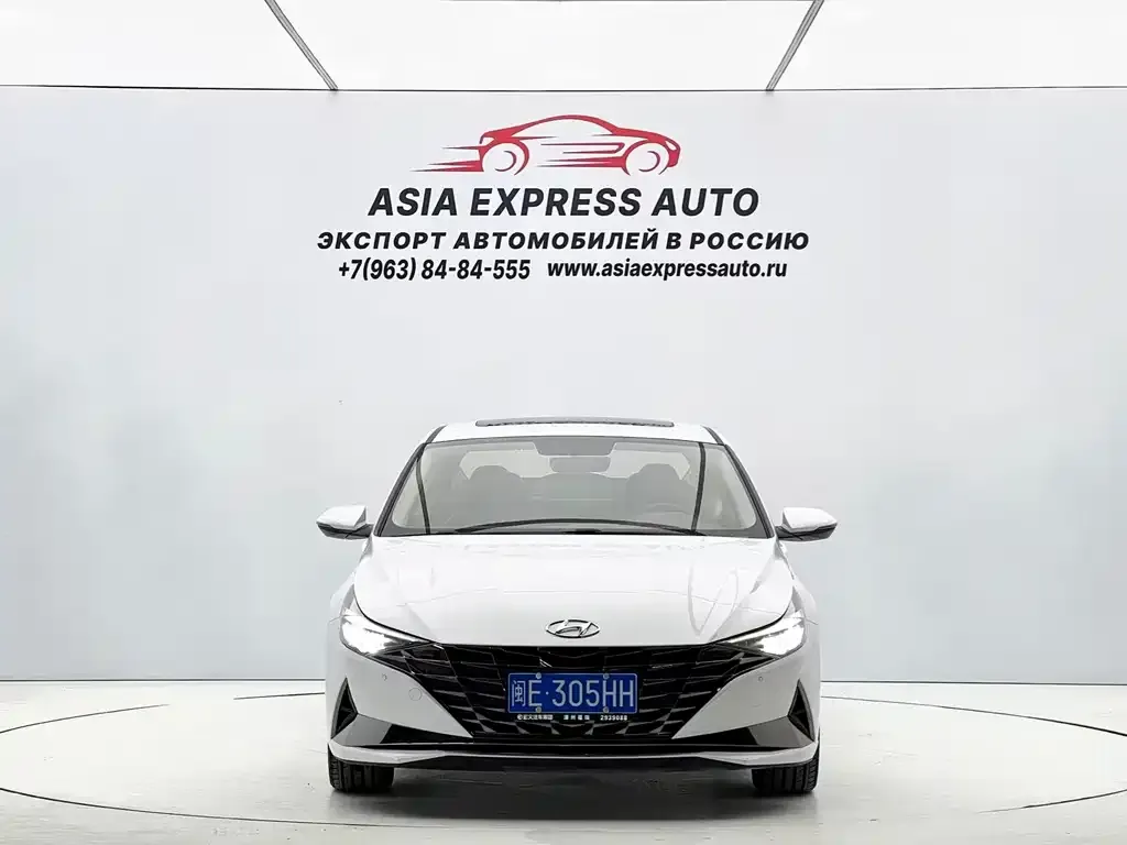 Hyundai Elantra 2023 из CN, фото 2