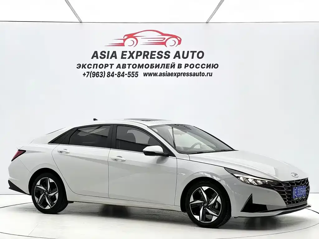 Hyundai Elantra 2023 из CN, фото 3
