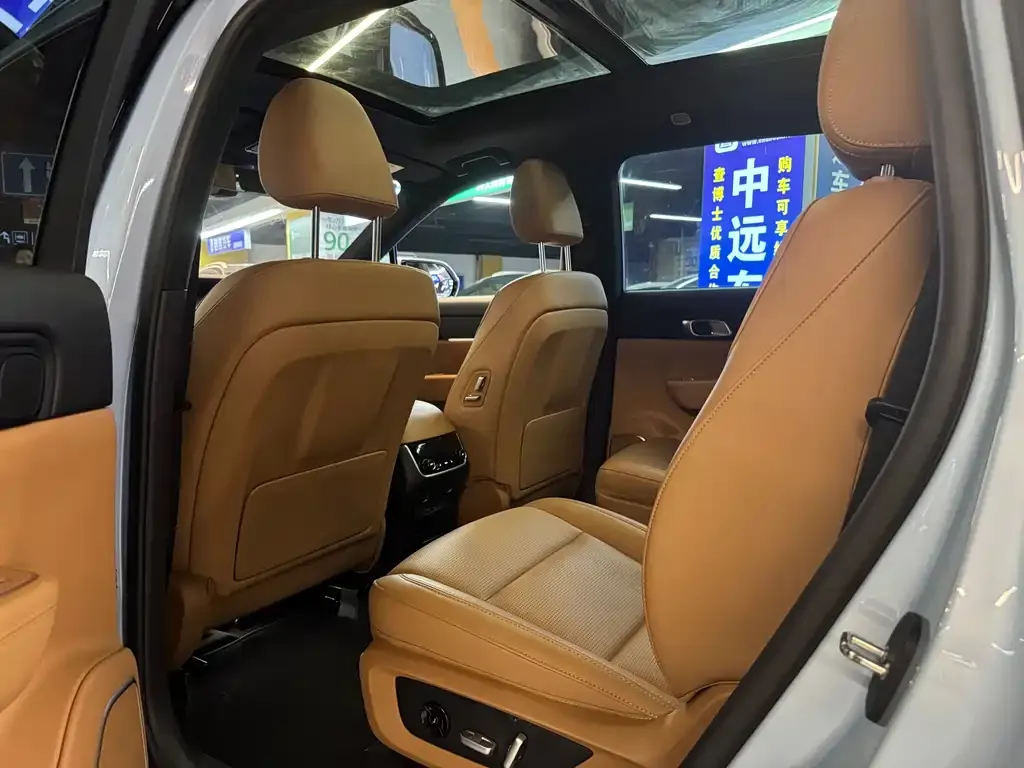 Li Auto Li ONE 2021 из CN, фото 10