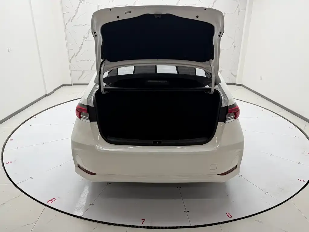 Toyota Corolla 2022 из CN, фото 6