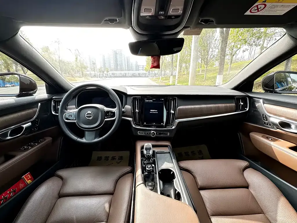 Volvo S90 — фото 4