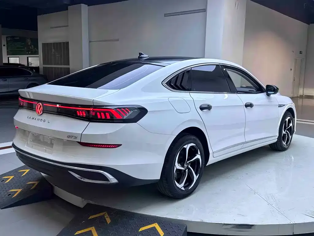 Volkswagen Lamando 2023 из CN, фото 5