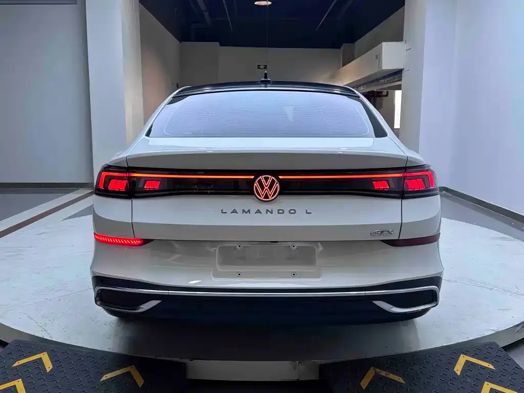 Volkswagen Lamando 2023 из CN, фото 2