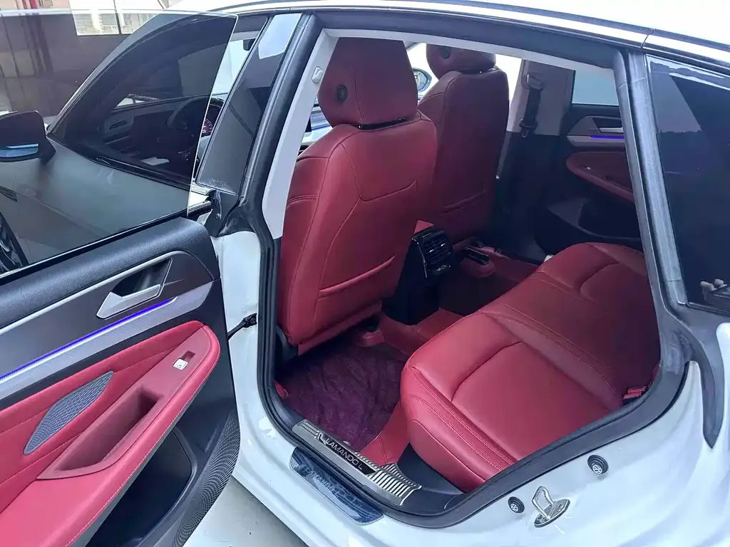 Volkswagen Lamando 2023 из CN, фото 10