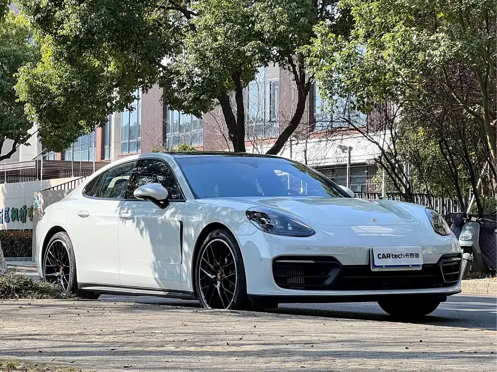 Porsche Panamera — фото 9
