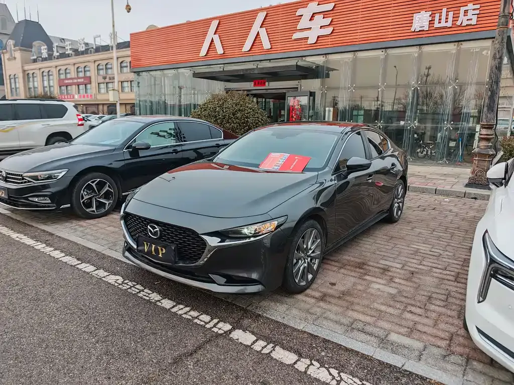 Mazda 3 Axela 2022 из CN, фото 1