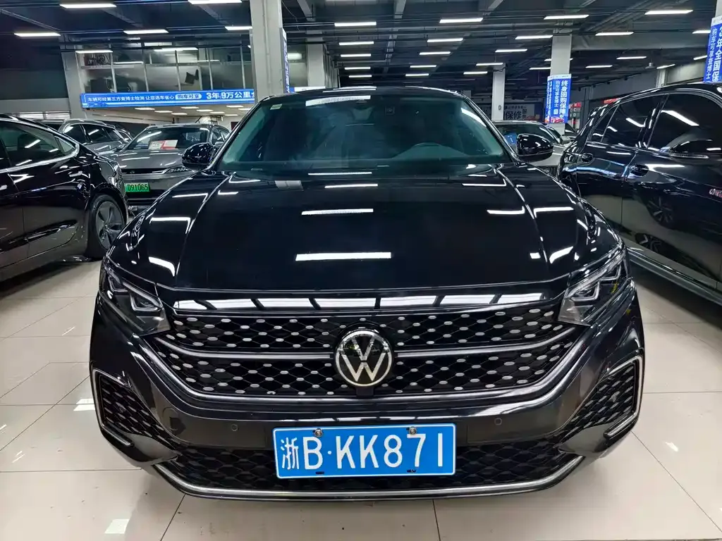 Volkswagen Passat 2022 из CN, фото 10