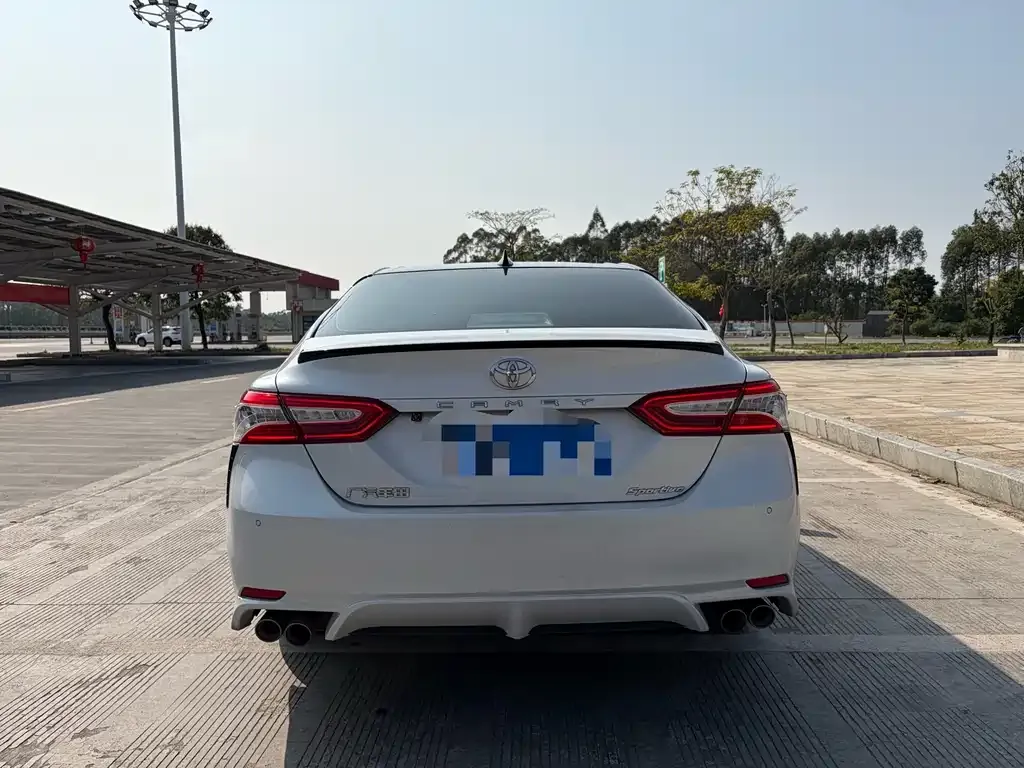 Toyota Camry 2022 из CN, фото 7
