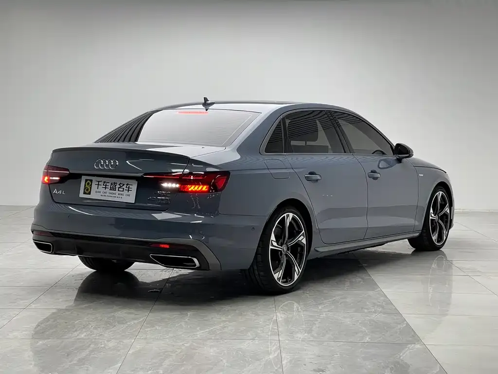 Audi A4L 2023 из CN, фото 5
