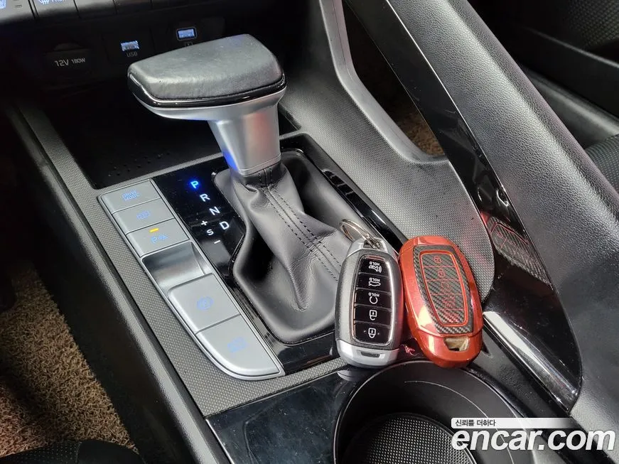 Hyundai AVANTE — фото 10