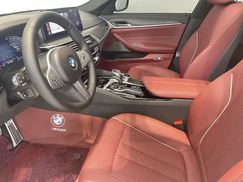 BMW 5 Series — фото 10