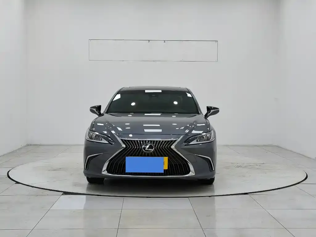 Lexus ES 2021 из CN, фото 8