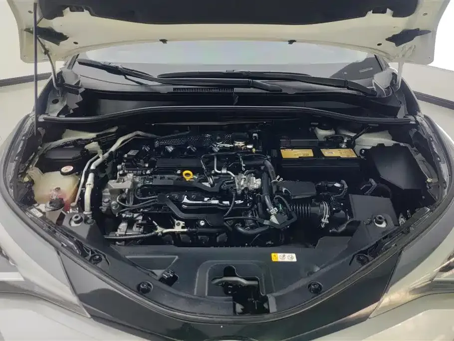 Toyota C-HR 2023 из CN, фото 10