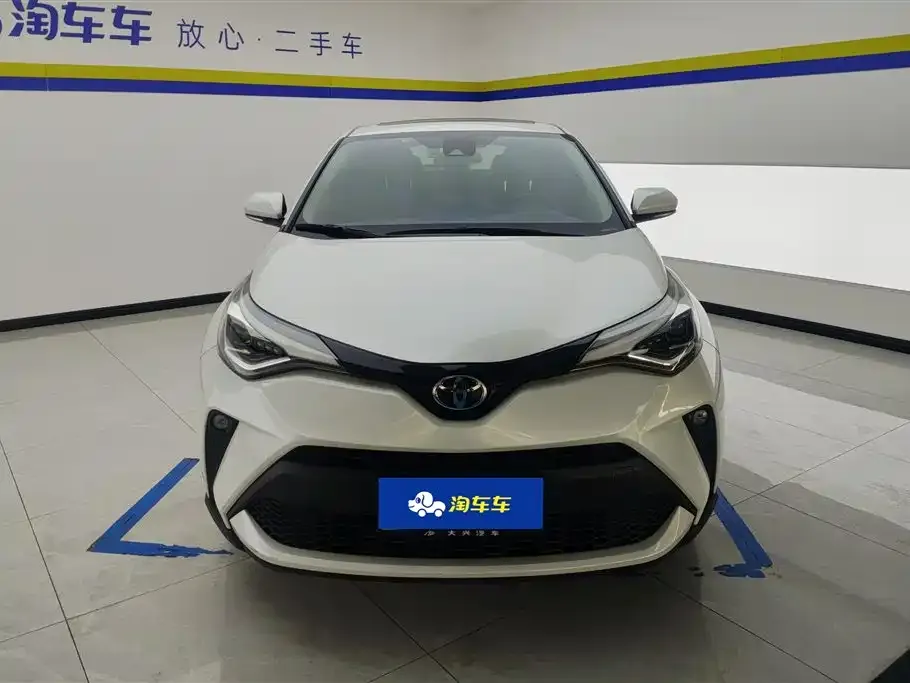 Toyota C-HR 2023 из CN, фото 4