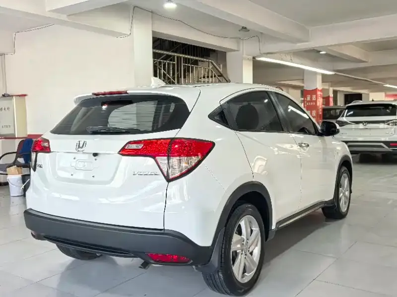 Honda Vezel 2022 из CN, фото 2