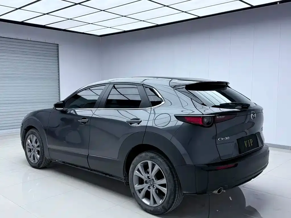 Mazda CX-30 2022 из CN, фото 8