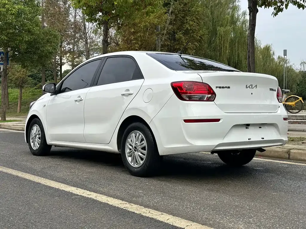 Kia Huanchi 2021 из CN, фото 7