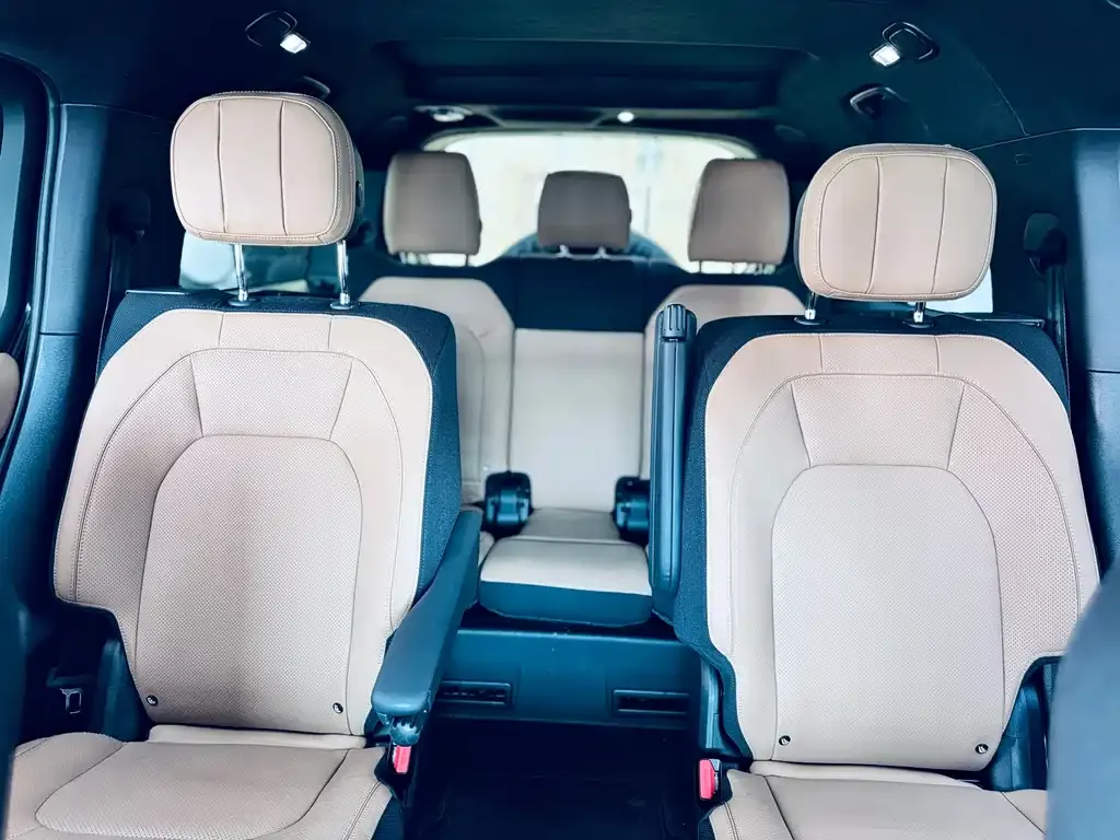 Land Rover Defender 2025 из CN, фото 5