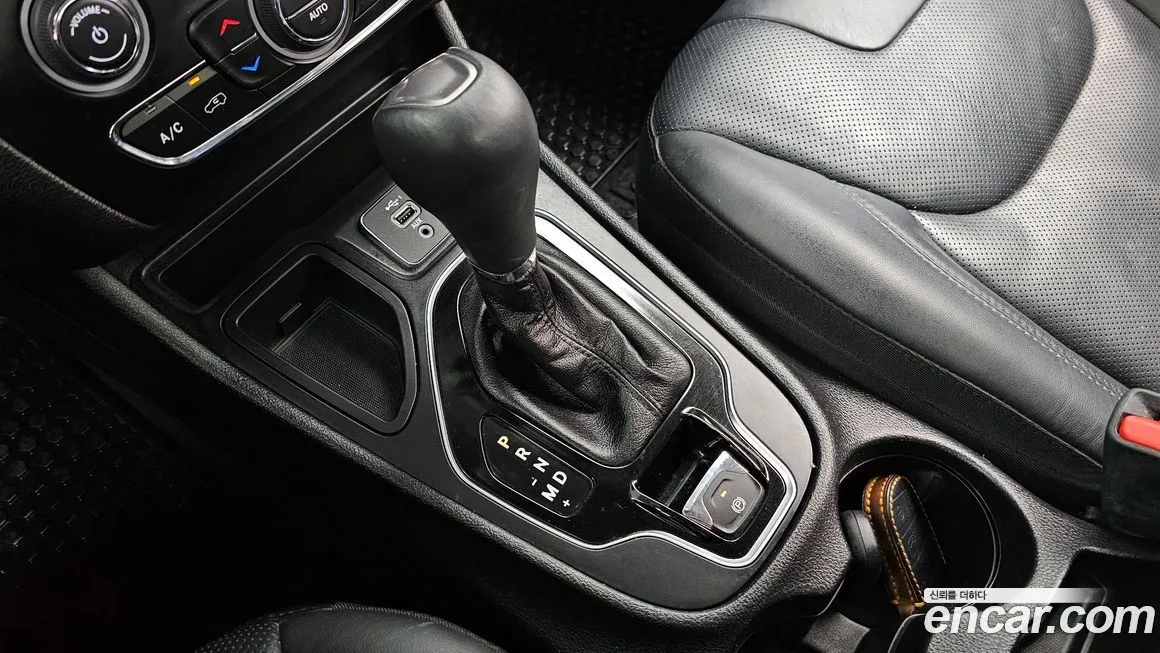 Jeep Cherokee 2021 из KR, фото 9