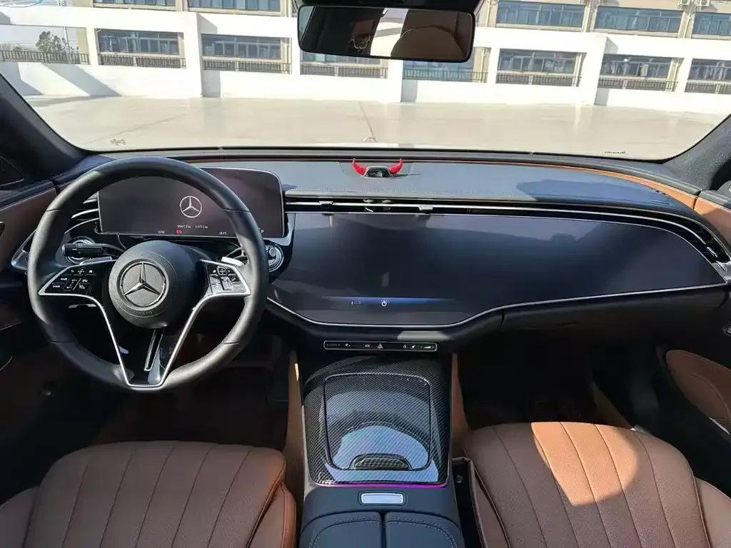 Mercedes-Benz E-Class 2025 из CN, фото 3
