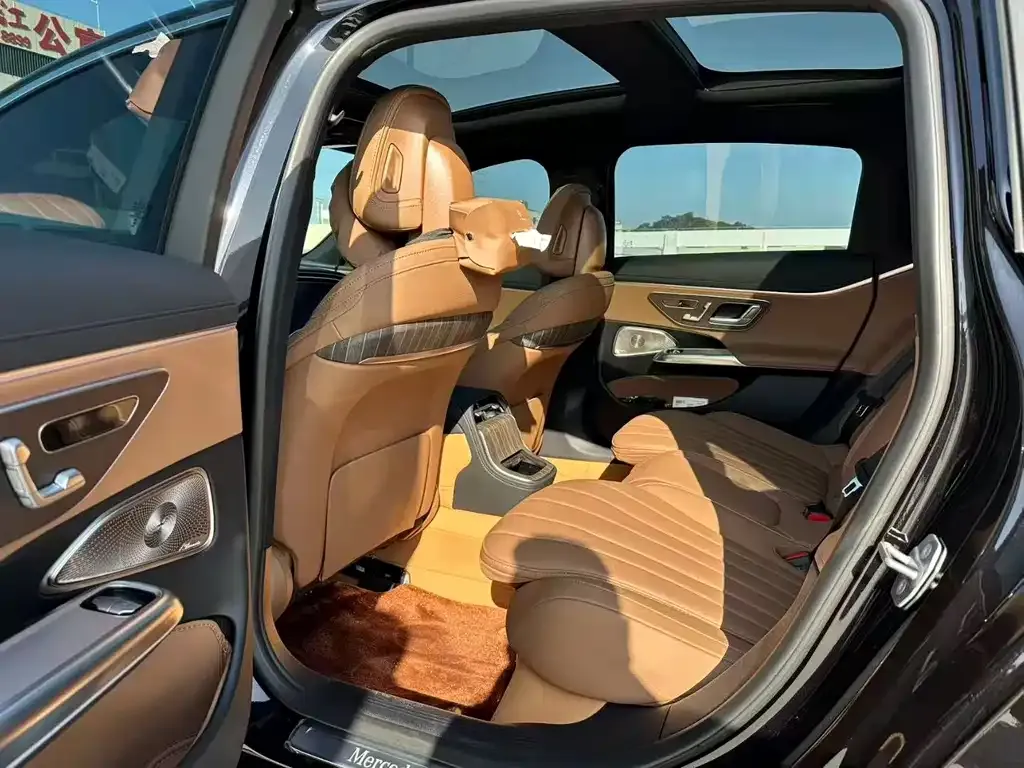 Mercedes-Benz E-Class 2025 из CN, фото 7