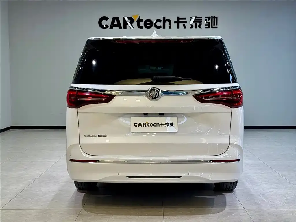 Buick GL8 2024 из CN, фото 2