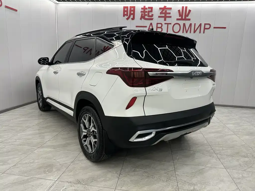 Kia KX3 2023 из CN, фото 4