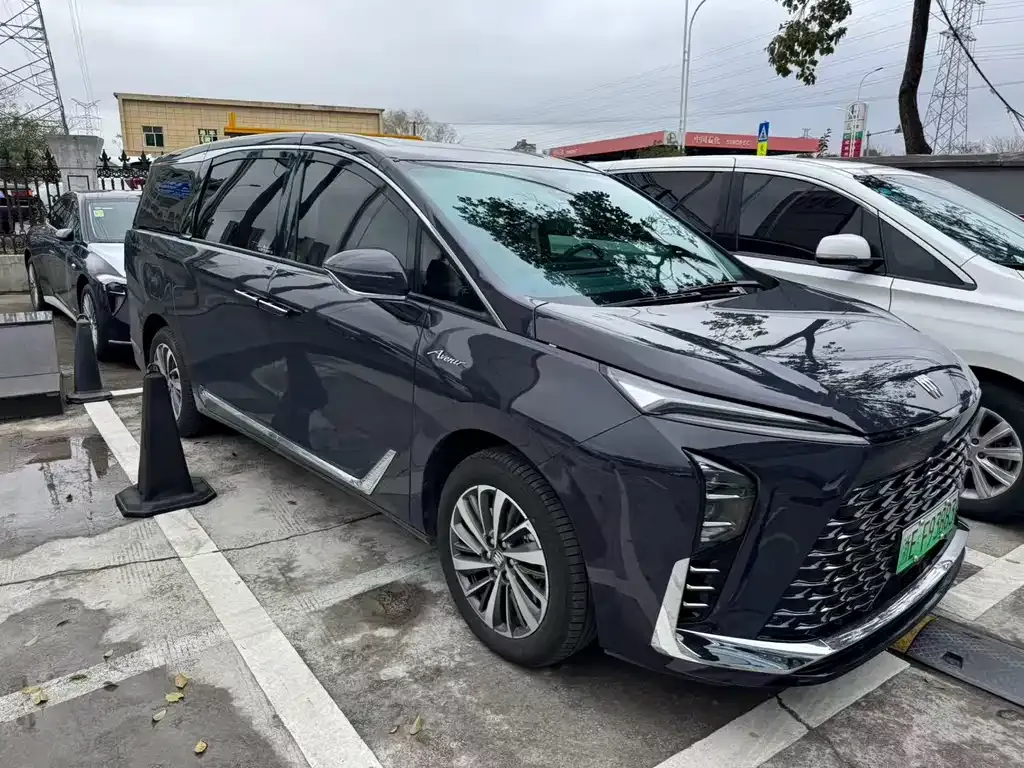 Buick GL8 Hybrid — фото 7