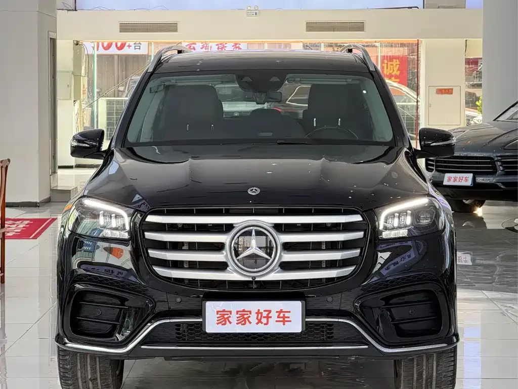Mercedes-Benz GLS — фото 1