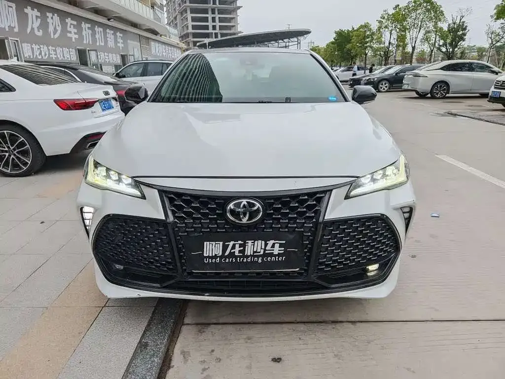 Toyota Avalon 2022 из CN, фото 5