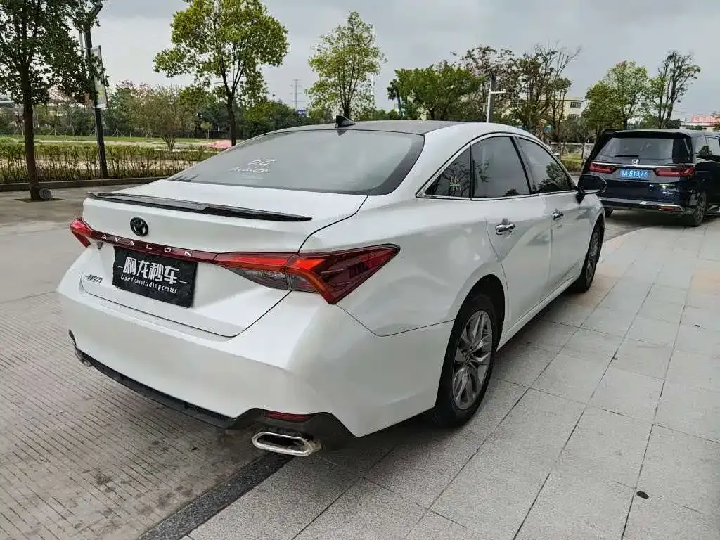 Toyota Avalon 2022 из CN, фото 7