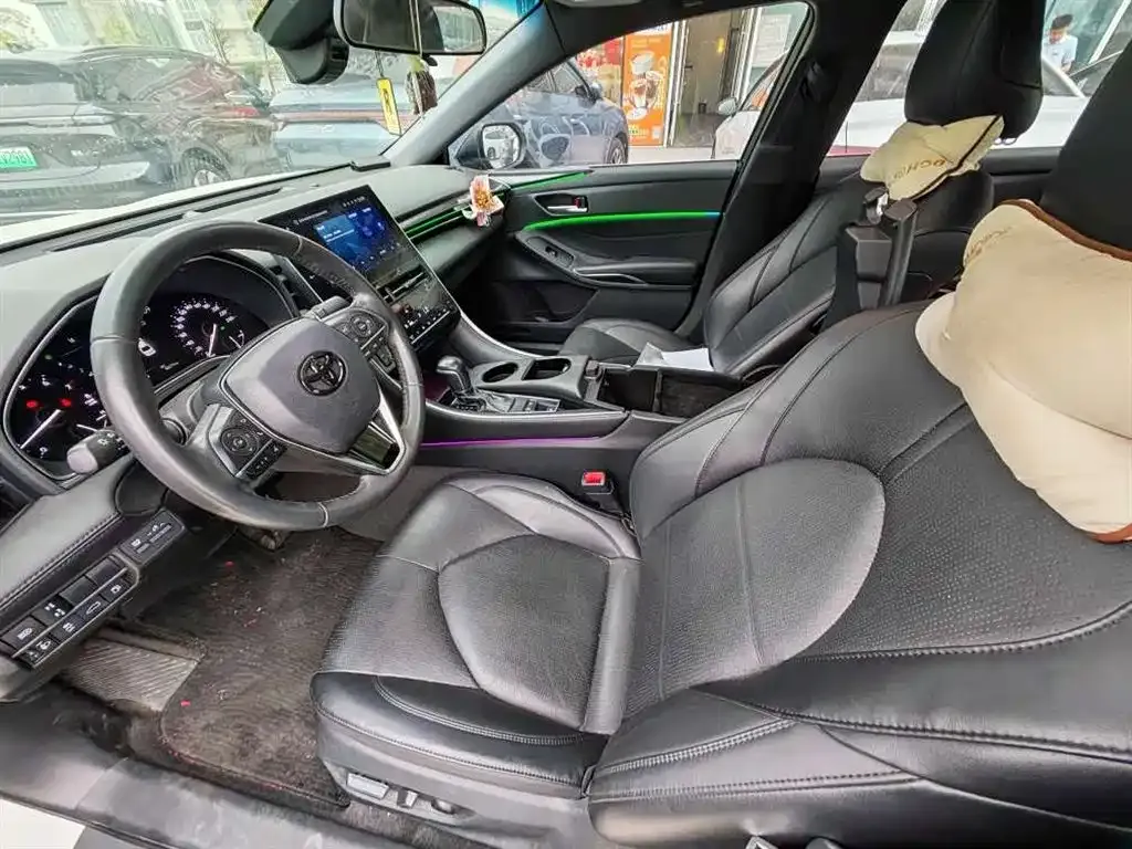 Toyota Avalon 2022 из CN, фото 2