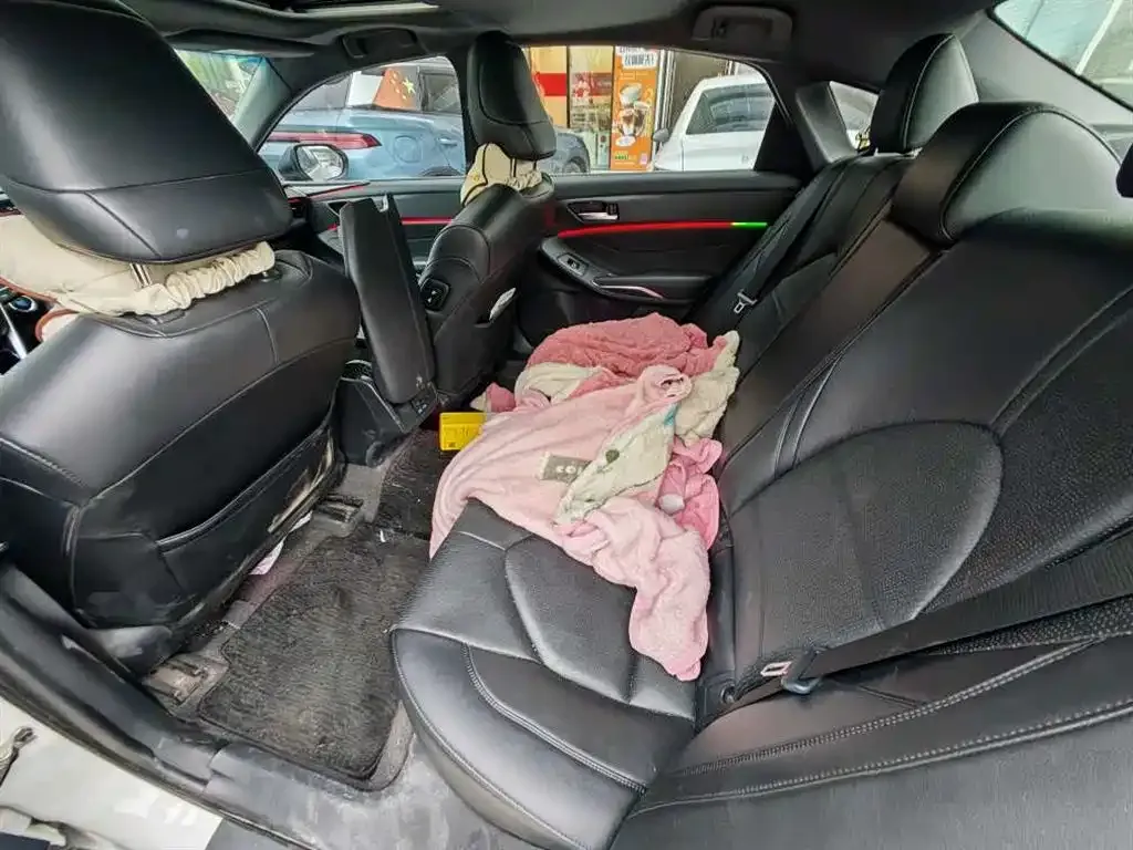 Toyota Avalon 2022 из CN, фото 6