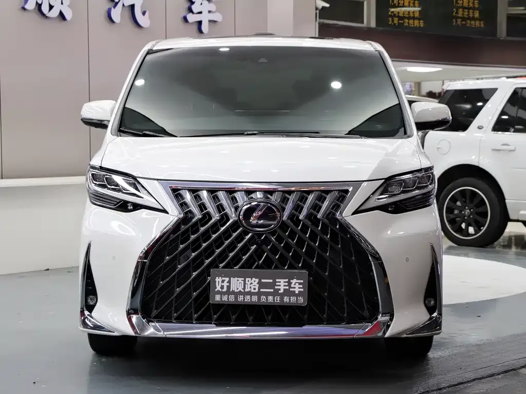 Lexus LM 2021 из CN, фото 2