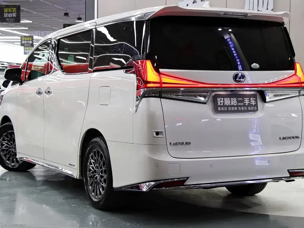 Lexus LM 2021 из CN, фото 4