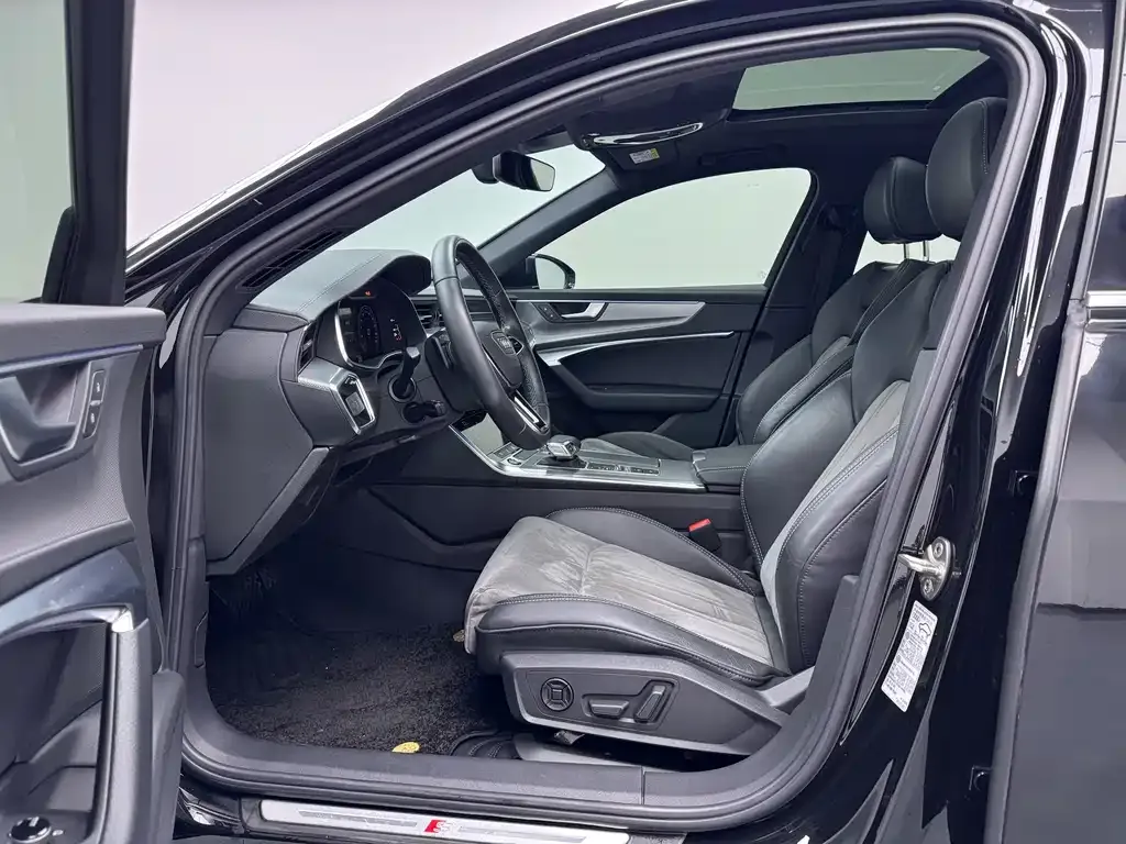 Audi A6L 2022 из CN, фото 7