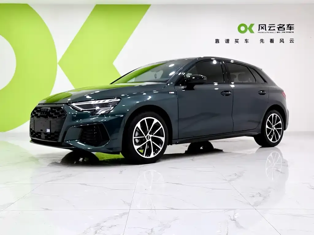 Audi A3 — фото 1