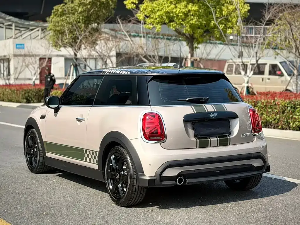 MINI Cooper (3-door) 2024 из CN, фото 10