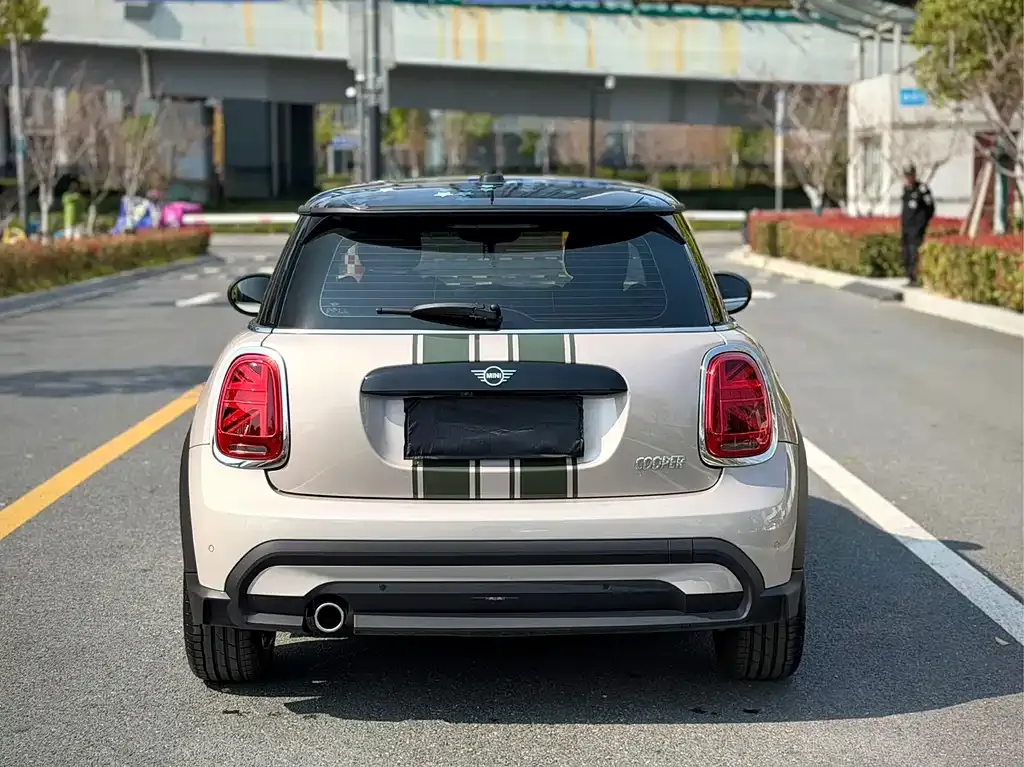 MINI Cooper (3-door) 2024 из CN, фото 4